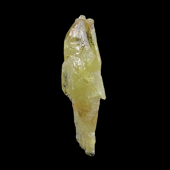 Unique twinned Chrysoberyl - Itaguacu, Espirito Santo, Brazil