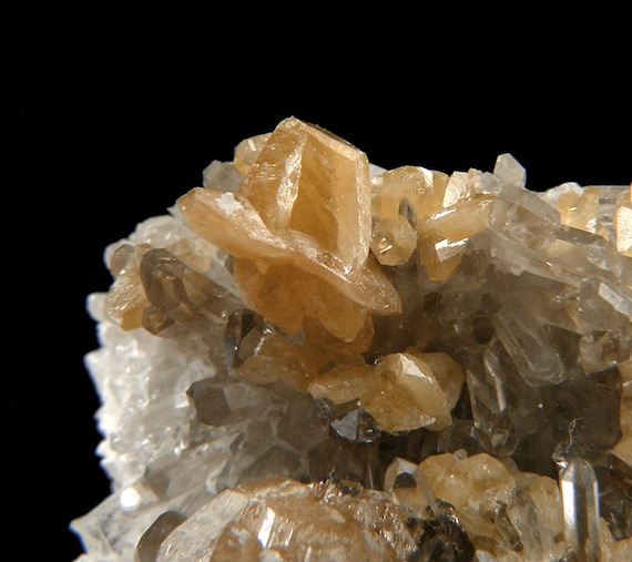 Monazite-(Ce) with Quartz / Locality - Siglo XX Mine (Siglo Veinte Mine), Llallagua, Bustillo Province, Potosi Department, Bolivia