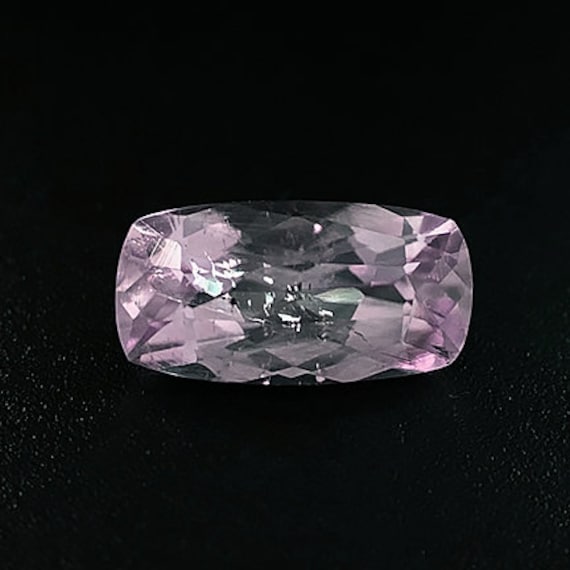 RARE PINK Diaspore Gem - 1.06 ct - Afghanistan