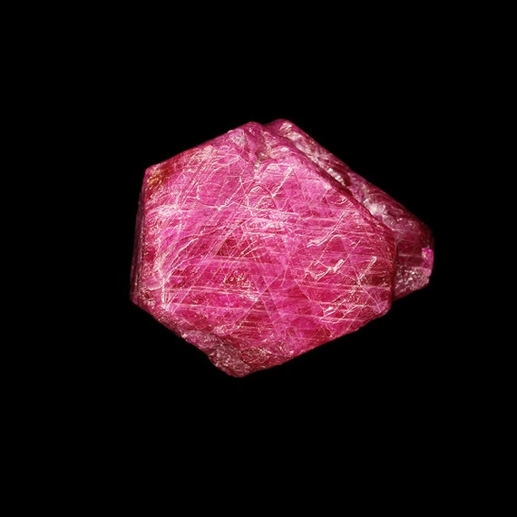 Corundum (var: Ruby) (Doubly-terminated "floater") / Locality - Mogok Valley, Myanmar (Burma)