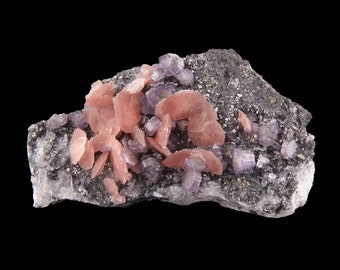 Rhodochrosite with Purple Apatite / Wutong Mine, Liubao, Cangwu Co., Wuzhou, Guangxi, China