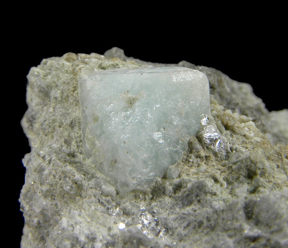 Boracite / Locality - Alto Chapare District, Chapare Province, Cochabamba Department, Bolivia