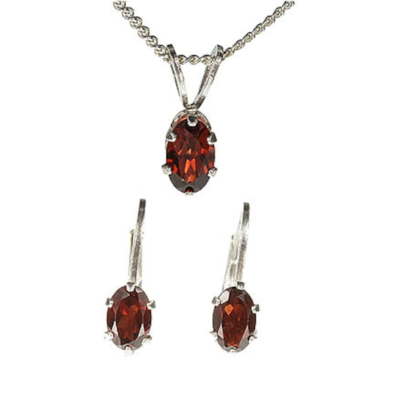 Rhodolite Garnet Earrings and Pendant Set in Sterling Silver