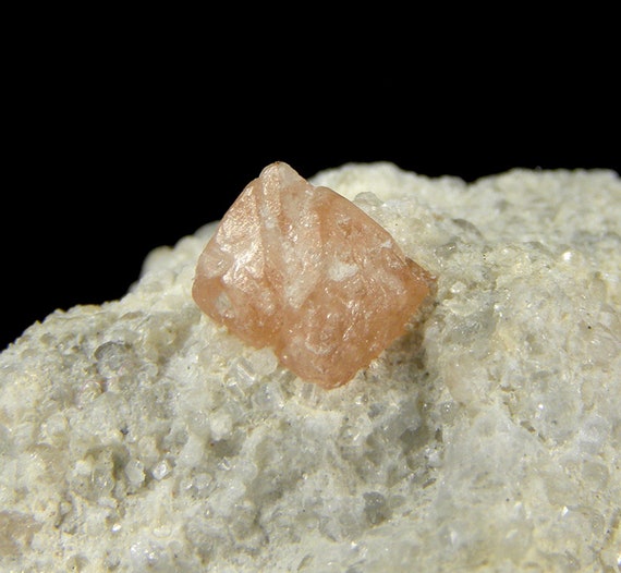 Boracite / (rare color) / Locality - Alto Chapare District, Chapare Province, Cochabamba Department, Bolivia