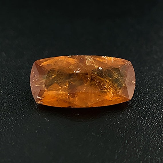 Parisite (INCREDIBLY RARE gemstone) 0.94 cts - Zagi Mt, Pakistan