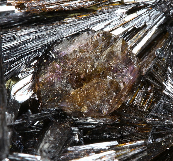 Goethite with “Onegite” / Locality - R. A. Kosnar Yucca Hill Claim, near Steven’s Ranch, Lake George area, Park County, Colorado