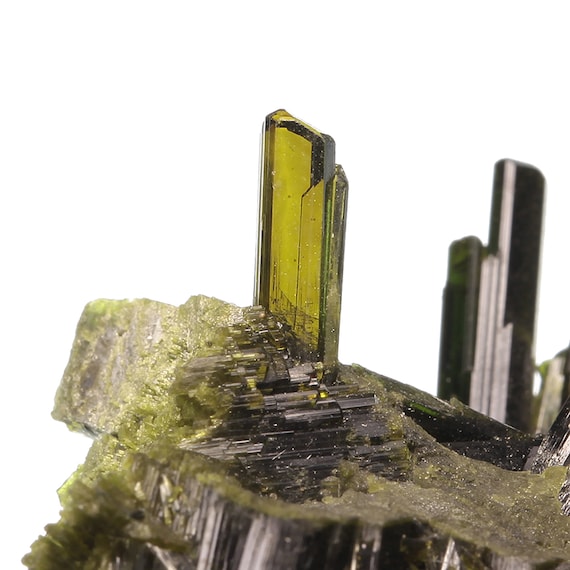 Epidote / Locality - Knappenwand, Untersulzbachtal, Hohe Tauern, Salzburg, Austria