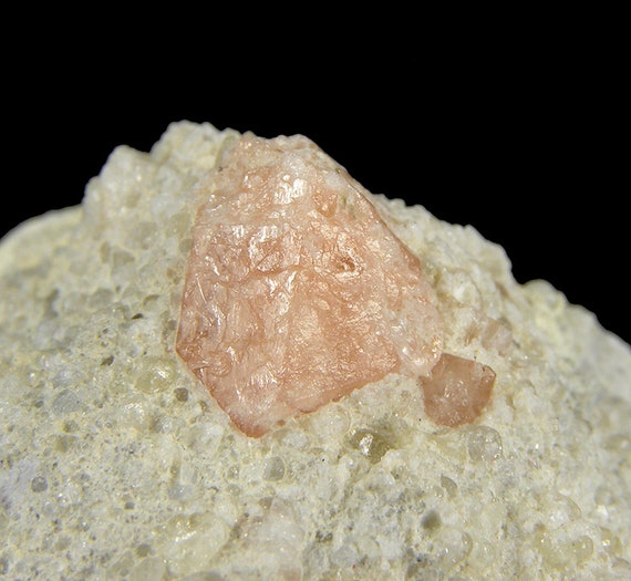 Boracite (rare color) / Locality - Alto Chapare District, Chapare Province, Cochabamba Department, Bolivia