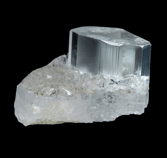 Beryl (var: “Aquamarine”) / Locality - Teston, Braldu Valley, Skardu District, Baltistan, Gilgit-Baltistan (Northern Areas), Pakistan