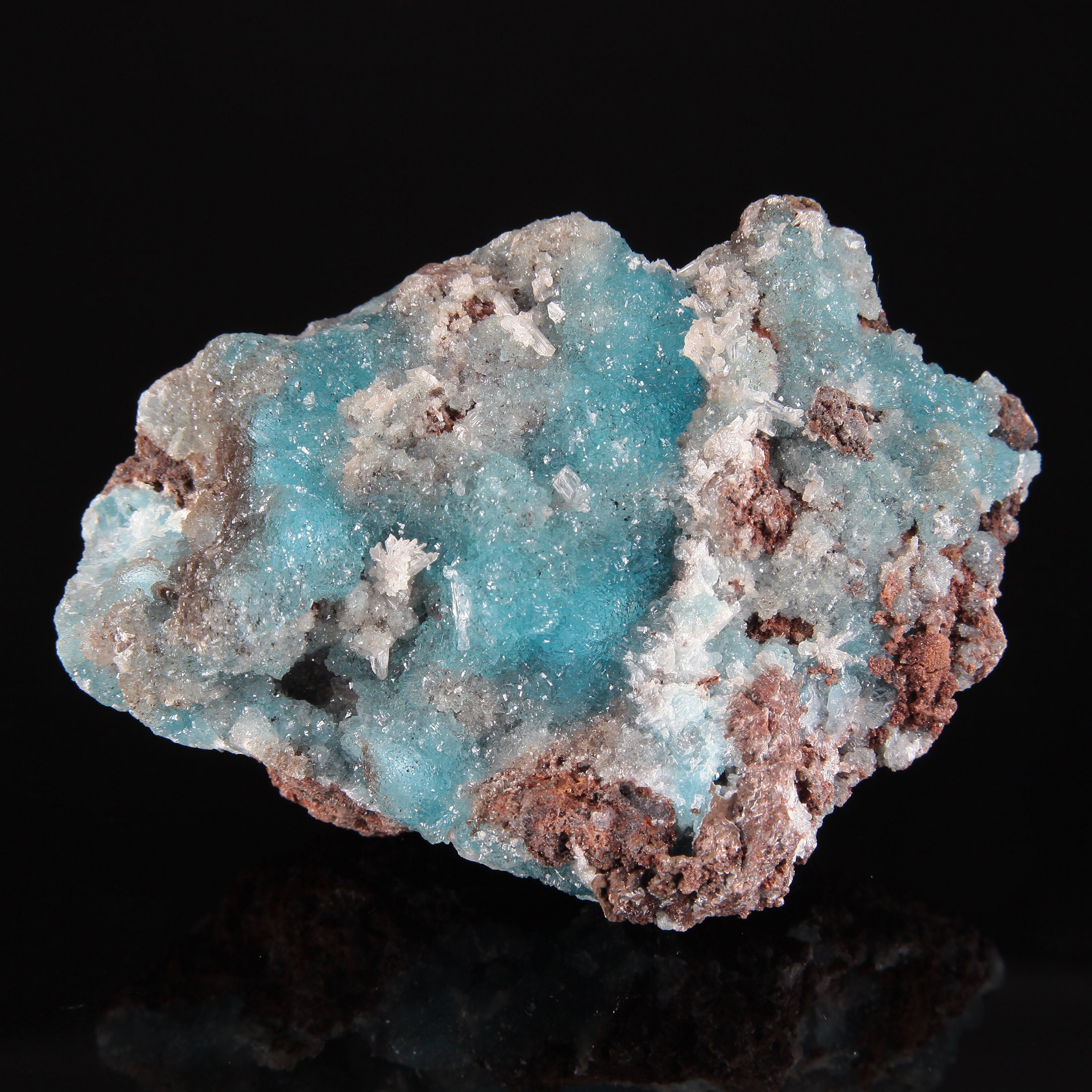 Hemimorphite RARE BLUE COLOR Kimbedi, Mindouli District, Pool Department, Republic of the Congo