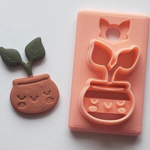 Happy Potted Plant Clay Cutter