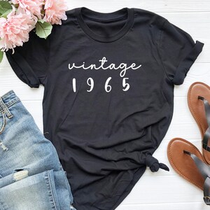 Vintage 1965 T-Shirt For Women - 60th Birthday Gift, Retro Distressed Design, Short Sleeve Casual Tee