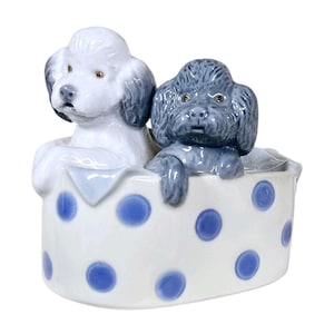 LLADRO NAO リアドロ ナオ 双子のプードル NAO Lladro # 1082 Poodles Puppies in A Basket With Dots Retired - Etsy