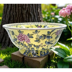 Vtg Andrea by Sadek Chinese Famille Rose yellow porcelain bowl hand painted embossed florals birds