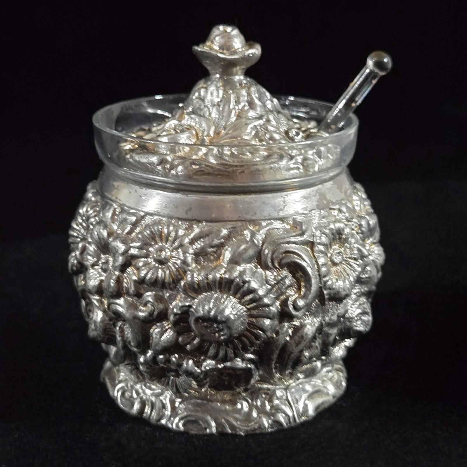 1905 Harrison Fisher HF-0917 Silver Plated Floral Sugar Condiment 