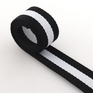 Ruban en toile de ceinture en tissu en tissu de coton en polyester noir blanc de 32mm pour les décorations de vêtements de sac à dos de collier d’animal familier de sac à dos