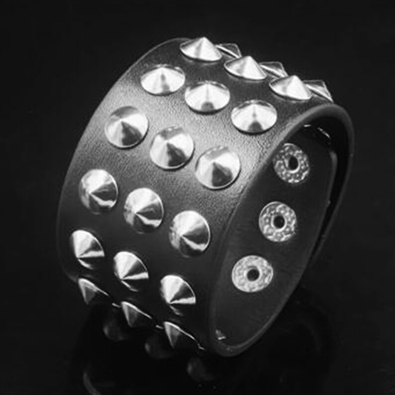 Craft Supplies DIY Wholesale Cone Rivets Screw Punk Studs Leather Crafts Bullet Spikes Rivets 12mm