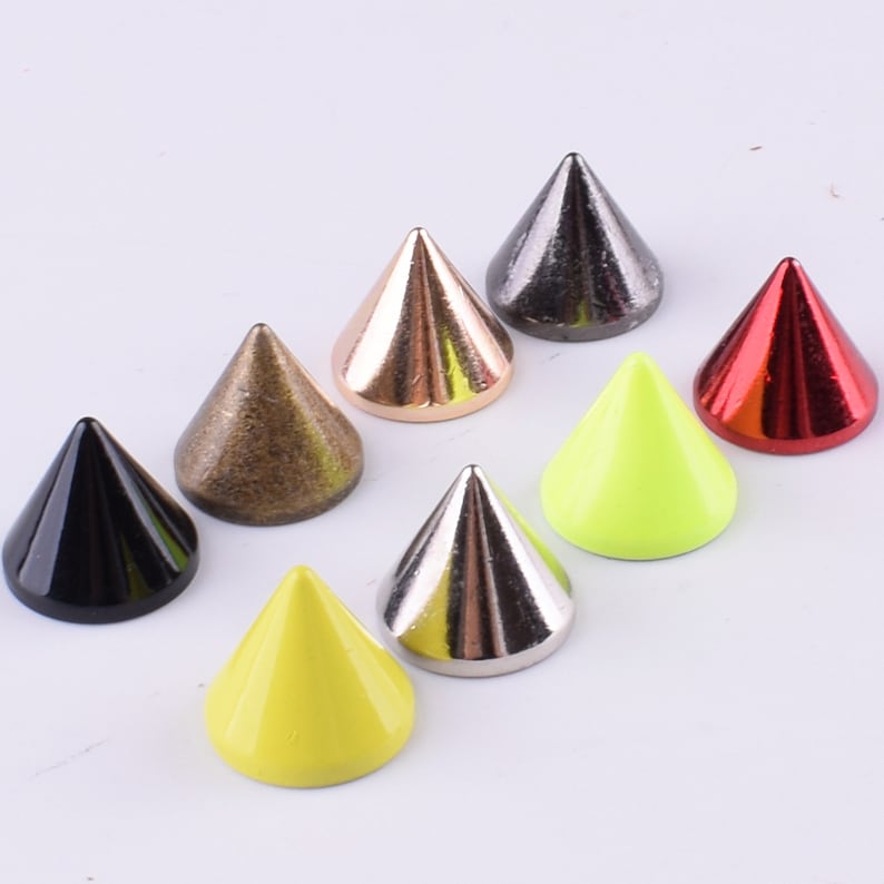 Craft Supplies DIY Wholesale Cone Rivets Screw Punk Studs Leather Crafts Bullet Spikes Rivets 12mm