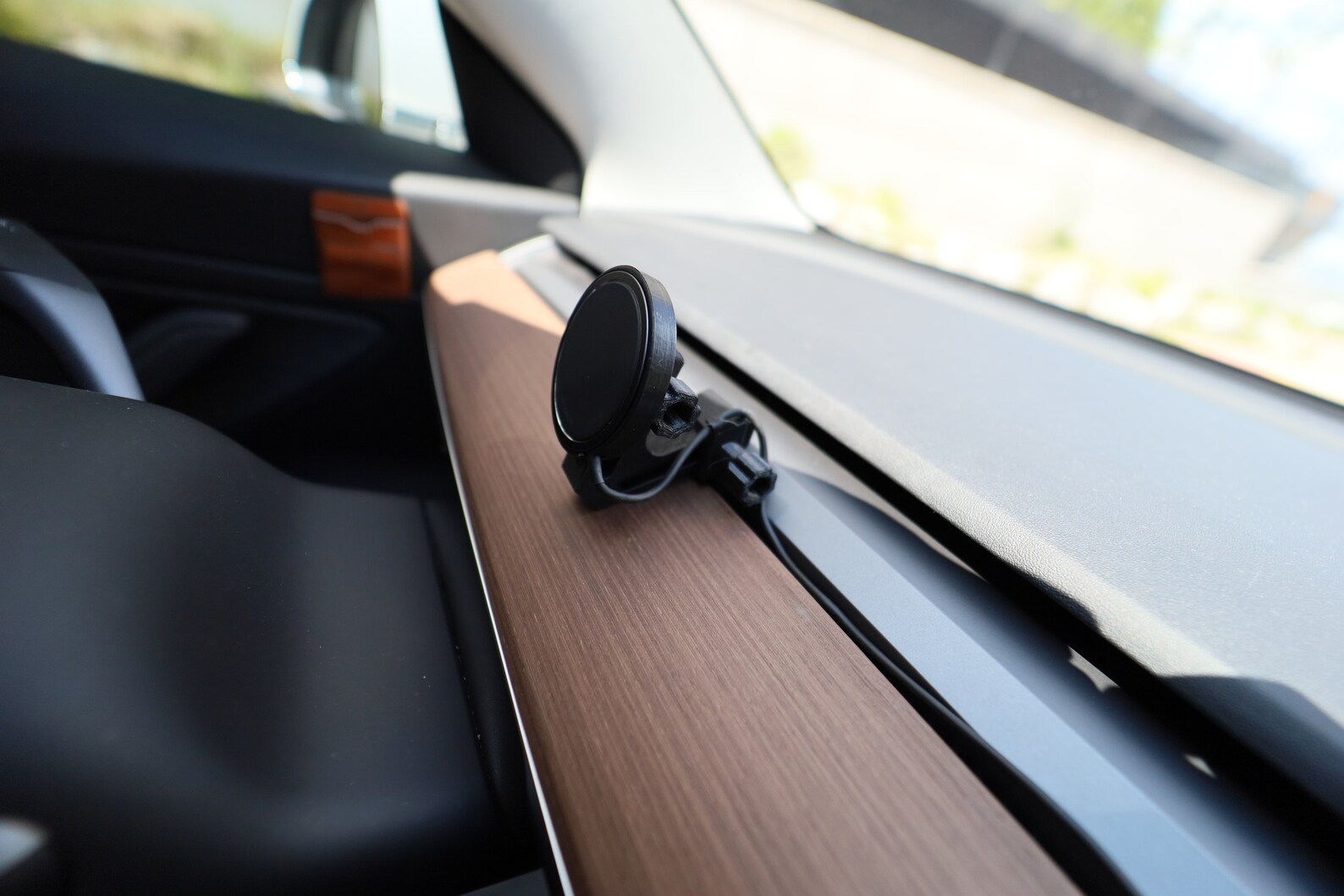 magsafe charger for tesla model 3