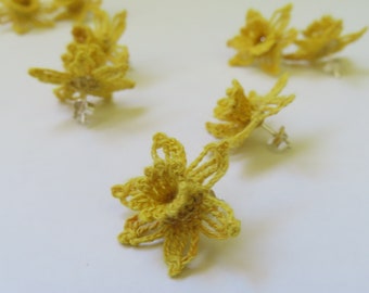 Daffodil Crochet Stud Earrings. Natural dyed linen.