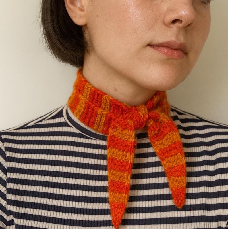 Short Scarf Pattern Small Triangle Scarf Pattern – Easy Mini Neck Scarf PDF - Etsy