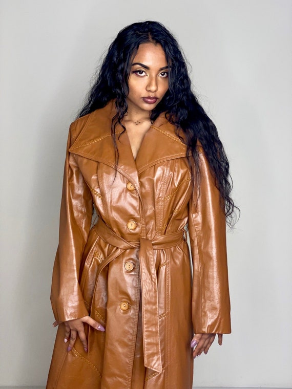 Camel Brown Leather Tie Trench Coat 1970s
