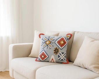 Funda de cojín de algodón bordada - Cojín decorativo bohemio con flecos deshilachados, hecho a mano
