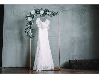 Minimal copper wedding arch frame / Copper backdrop stand / Photo stand wedding / Ceremony arch / Premium flower arch / Small wedding frame