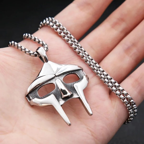 New Vintage Mf Doom Mask Pendant Necklace For Men Women Stainless Steel Punk Fashion Egyptian Amulet Jewelry Gifts