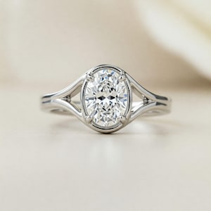 Solitaire Engagement Ring, Split Shank Wedding Ring, Oval Shape Moissanite Ring, Bezel With Prong Set Ring, Propose Ring-For Her, 925 Silver