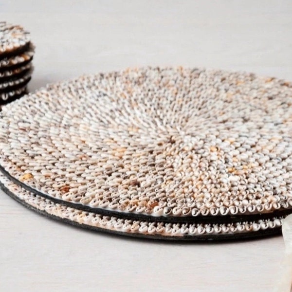 Set of 6 • Peerlessly shell place mat  handmade in Bali