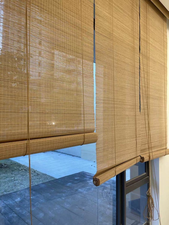  FEIYIQINGSHE Persianas enrollables de bambú, persianas  enrollables de bambú, cortinas enrollables de bambú, para interiores de  filtrado de luz, persianas enrollables de madera de bambú, incluye cenefa  para patio, puertas, 48
