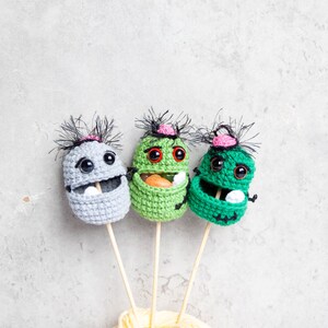 Crochet PATTERN: Zombie Head Sweet Holder/ Amigurumi Halloween Gift/ Candy Stick/ Trick or Treat/ Easy Pattern/ Frankenstein Monster/ Creepy image 6