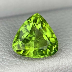Lime Green Peridot Gemstone, Ring Size Peridot Jewelry Making, Peridot, From Pakistan     1.32 CT     7*7*4 mm