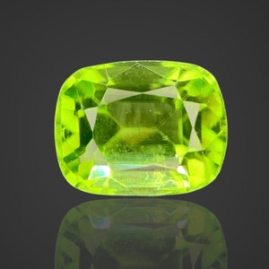 Lime Green Peridot Gemstone, Ring Size Peridot Jewelry Making, Peridot, From Pakistan     1.25 CT     6.5*5*4 mm
