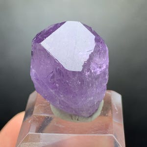 Lovely Purple Colour Transparent Flourescent scopolite Crystal From Badakshan Mine Afghanistan,Scapolite Specimen,Scapolite Mineral.08 Grams