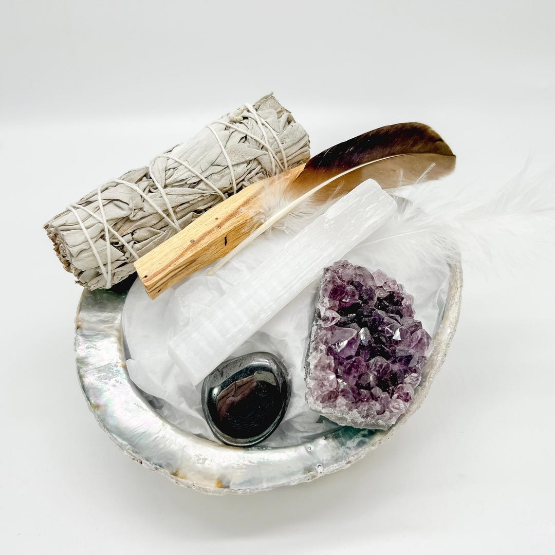 Crystal Smudging Kit With Abalone Shell, Sage, Palo Santo, Amethyst ...