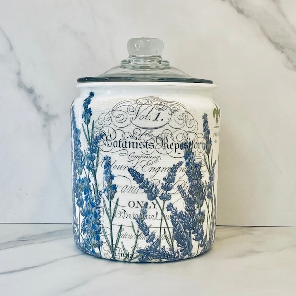 French country cookie jar/canister, Lavender floral cookie jar, Garden canister, French farmhouse, 1/2 gallon, 64 ounces, 7.5"H x 6"W