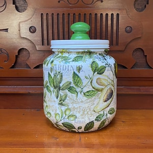 Avocado Decoupage Cookie Jar: 64oz Kitchen Canister