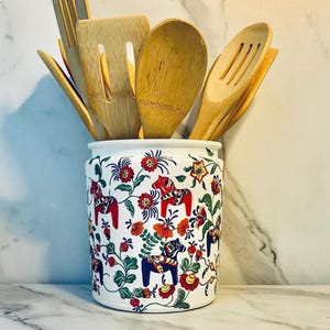 Scandinavian Dala Horse Utensil Holder: Nordic Kitchen Decor. The utensil holder is 64 ounces, .5 gal, 6.5"H x 5.5"W glass container.