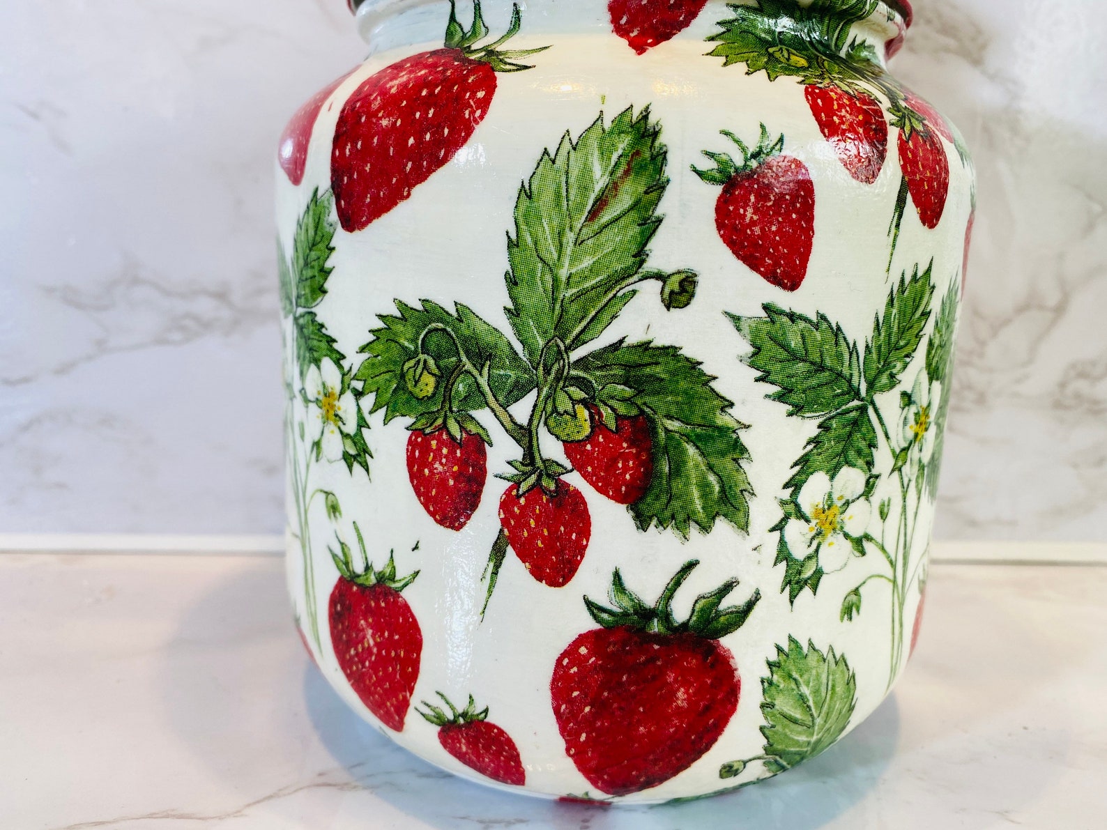 Strawberry Cookie Jar 1/2 Gallon 64 Ounce H8 X Etsy