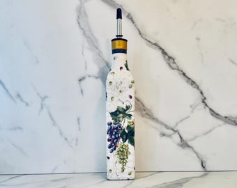 Dispensador de aceite/vinagre de oliva mediterráneo con forma de racimo de uvas: aceitera con forma de racimos de uvas moradas y verdes, 473 ml (16 onzas), 28 cm de alto x 5 cm de ancho (11" de alto x 2" de ancho).