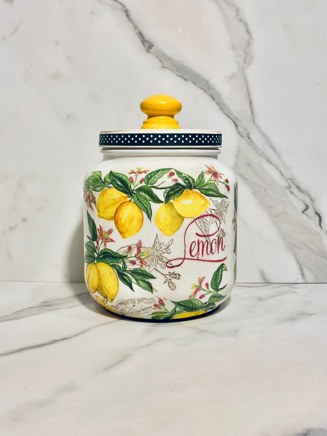 Lemon Cookie Jar, Kitchen Canister, 1/2 Gallon, 64 Ounce, H8 X W6, Dry Food Storage Container