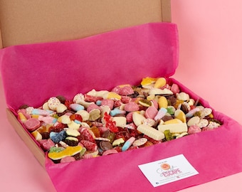 1Kg mix, sweets and chocolate pick and mix, sweet gift, chocolate pick and mix, letter box sweets, letter box gift.