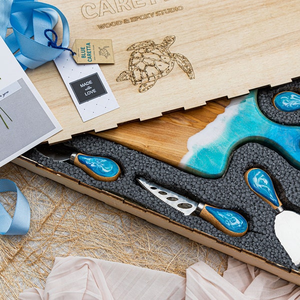 Personalized Blue Epoxy Cutting Board, Unique Christmas Gift Set, Charcuterie Board, Kitchen Decor, Engagement Gift, Wooden Cutting Board