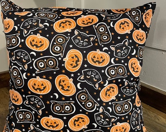 Halloween Accent Pillow / Halloween Throw Pillow / Halloween Accent Pillow Case