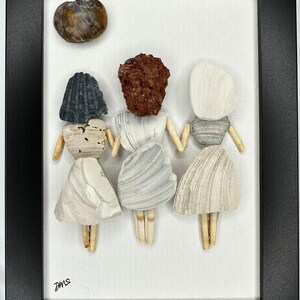 Three Girls/sisters/friends Shell People Art - Etsy