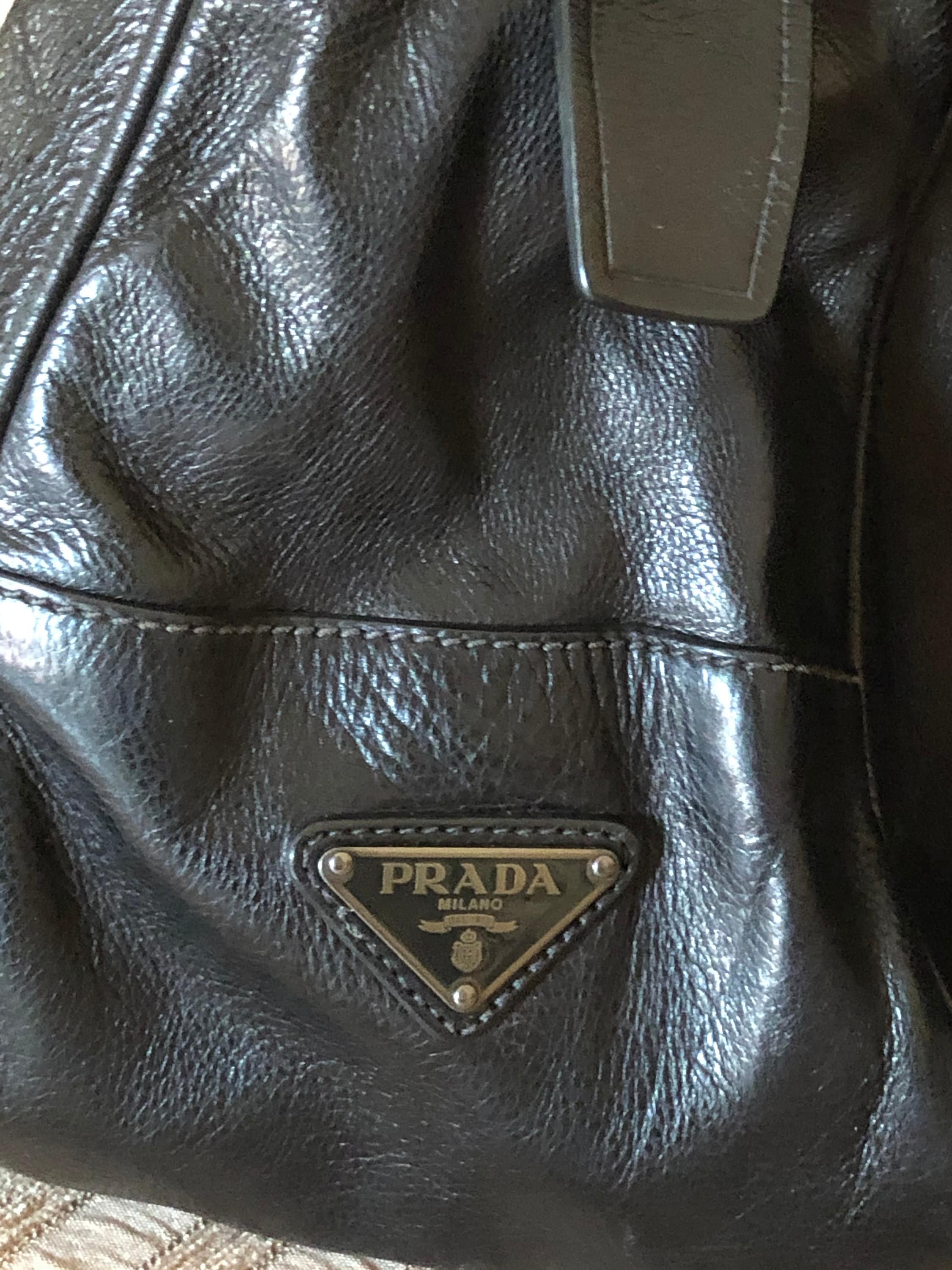 Authentic Prada Blue Calfskin Leather Messenger Bag – Paris Station Shop