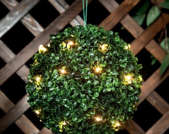 Dia26cm Topiary Ball  Solar Light Grass Hanging Topiary Ball Artificial Hanging Buxus Topiary Ball for Indoor Outdoor Garden Decoration