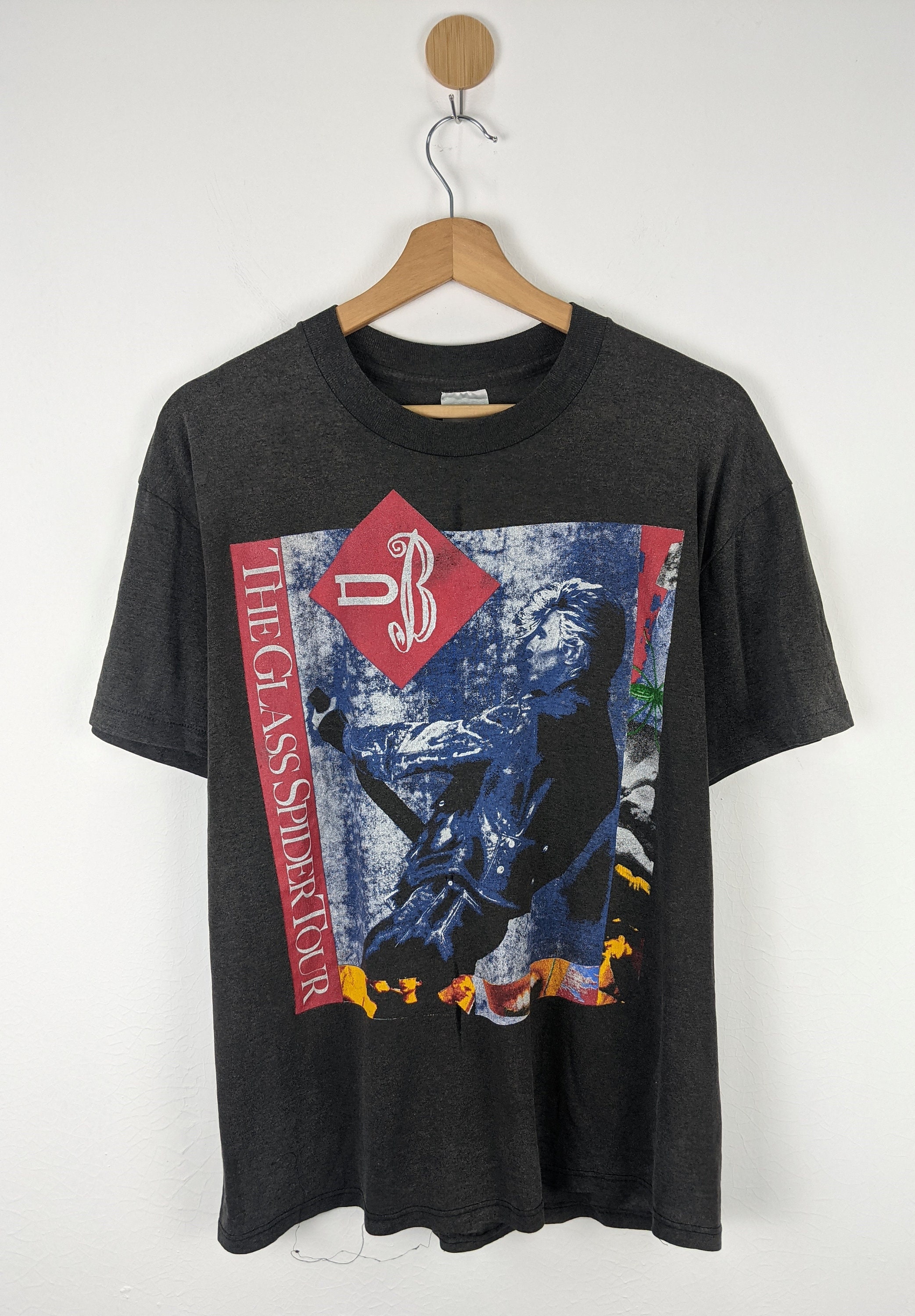 Vintage David Bowie the Glass Spider Tour 1987 Shirt Size: US - Etsy Vintage David Bowie the Glass Spider Tour 1987 Shirt Size: US - Etsy